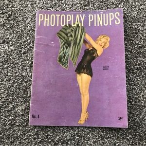 Vintage photo play pinups magazine- Marilyn Monroe on cover